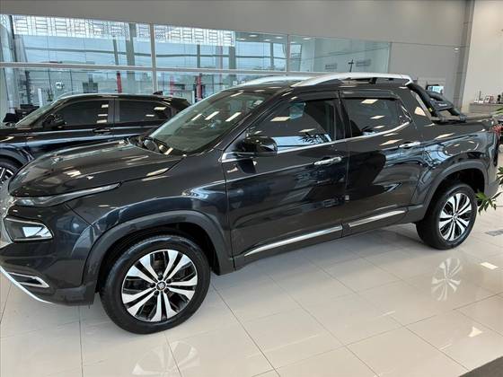 FIAT TORO 1.3 TURBO 270 FLEX VOLCANO AT6 FIAT TORO 1.3 TURBO 270 FLEX VOLCANO AT6
